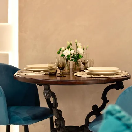 Appartement Boutique Steps From Colosseum